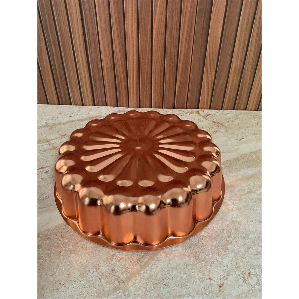vintage copper  mold  Wall Decor 11.25” Diameter 2.75”